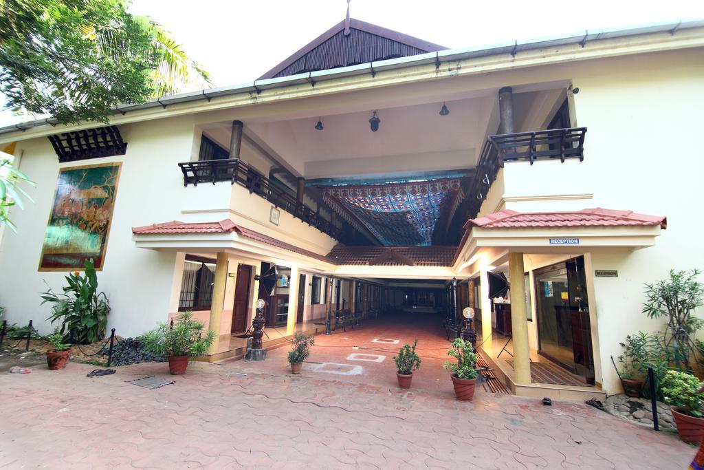 Guruvayoor Resort Guruvāyūr Extérieur photo